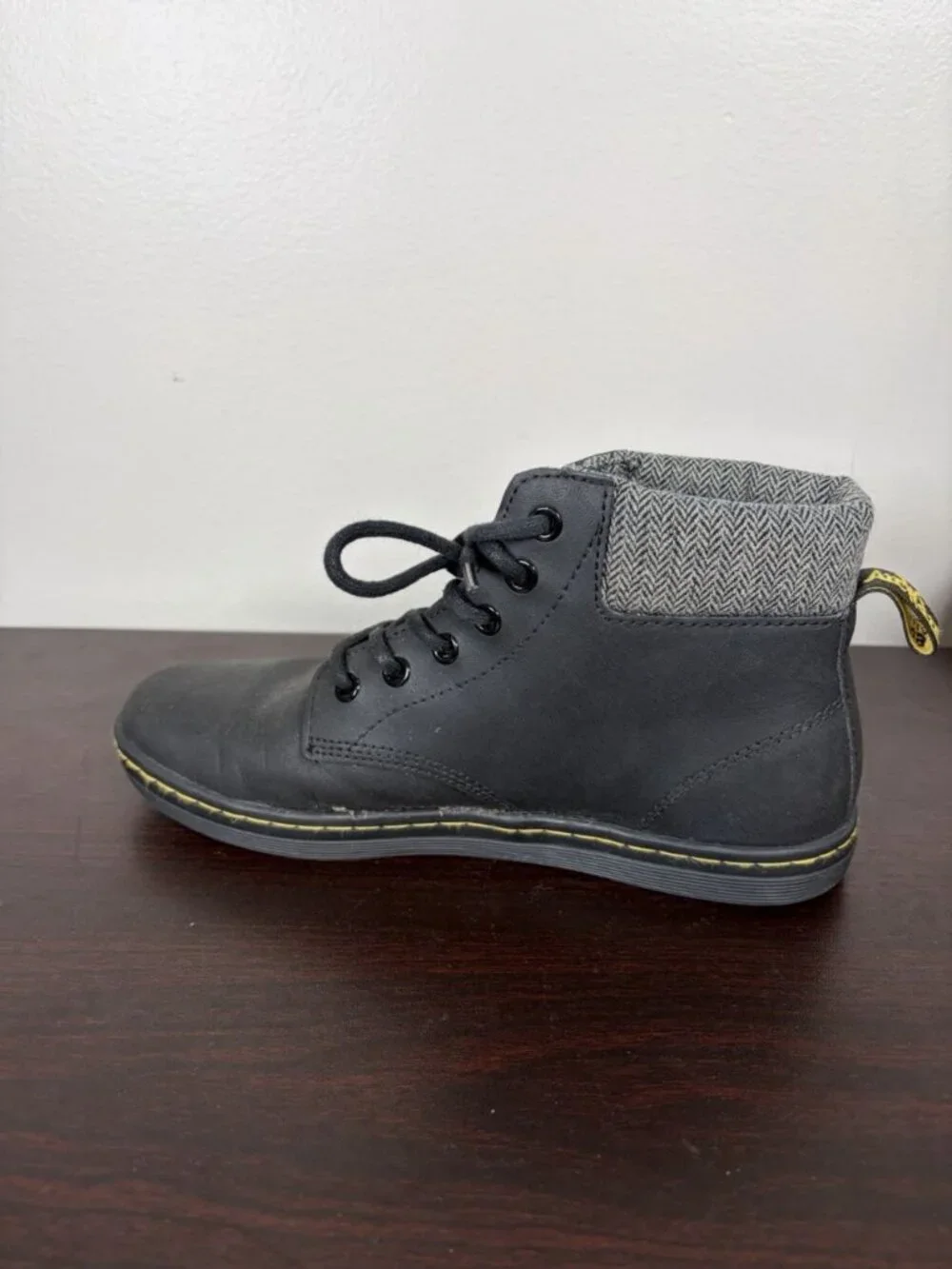 Dr. Martens Maelly Boots Womens Size 7 Black Nubuck Ankle Combat